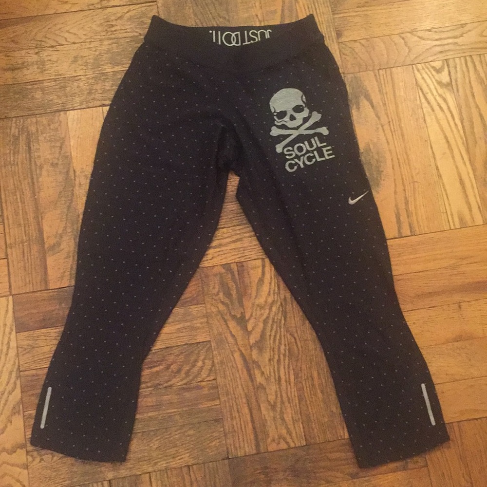 Nike Dri-Fit soul cycle workout leggings size small